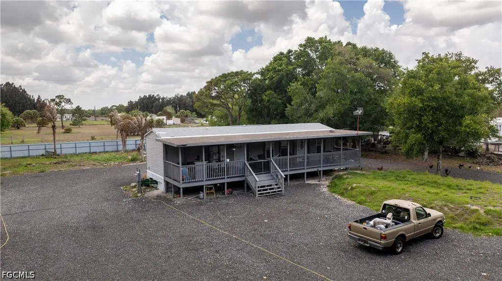 135 N Hacienda Street Clewiston FL 33440