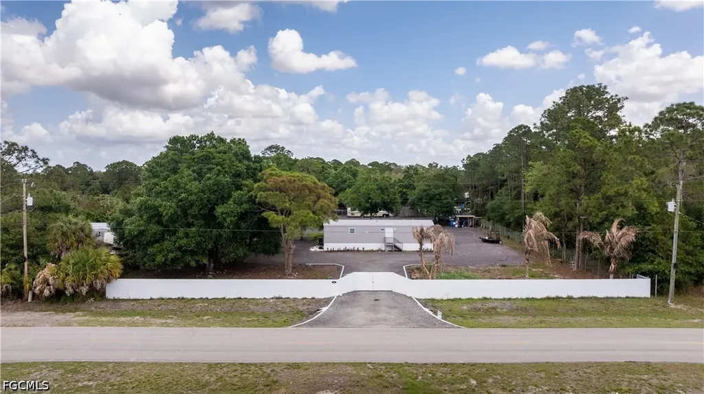 135 N Hacienda Street Clewiston FL 33440