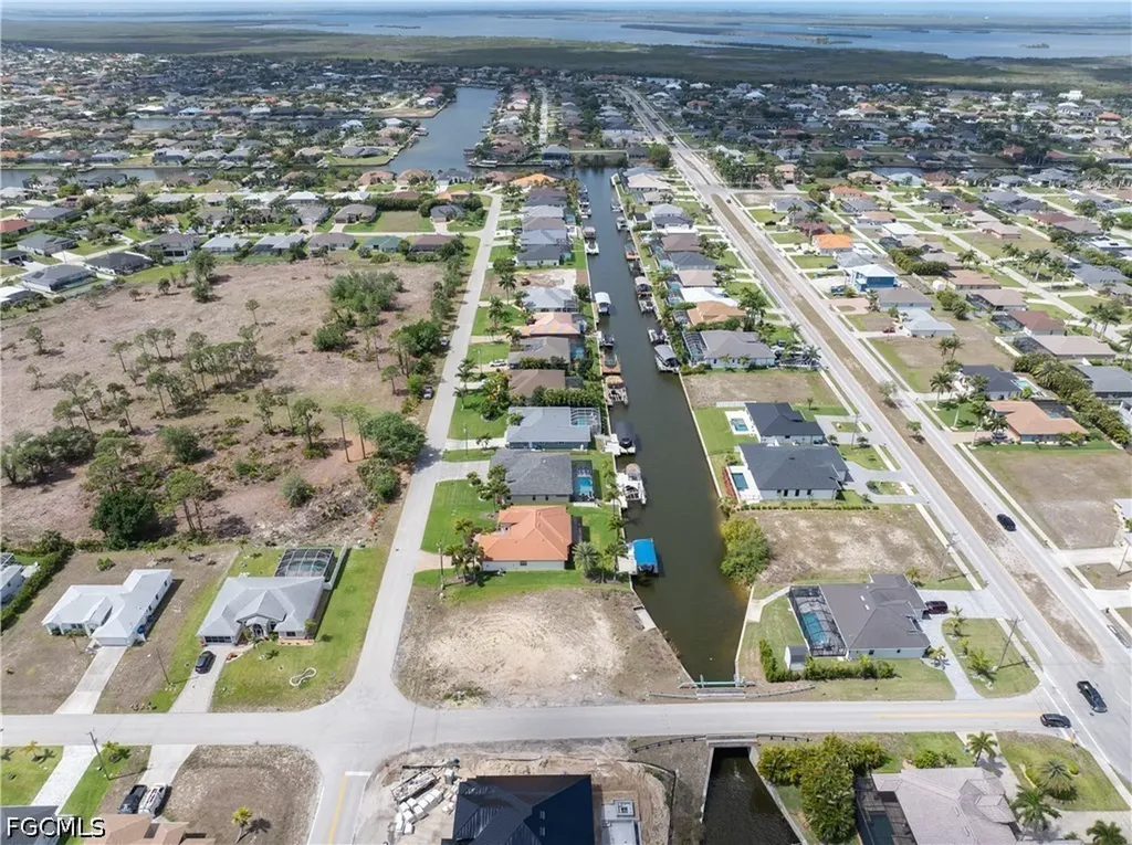 2581 SW 28th Terrace Cape Coral FL 33914