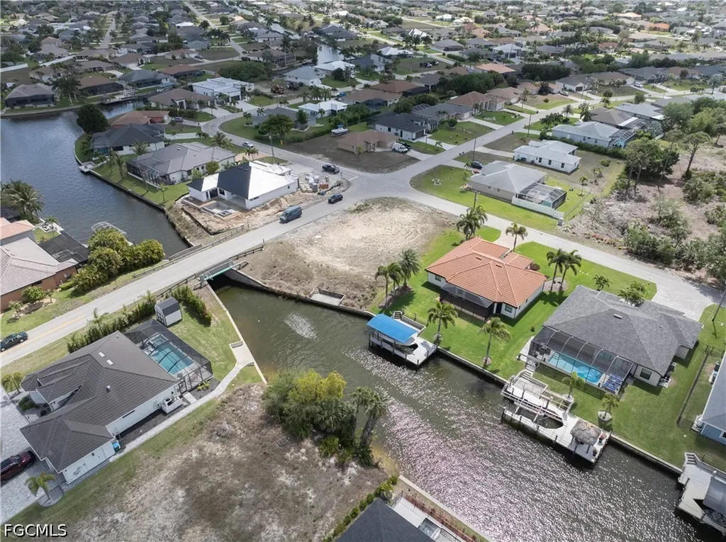 2581 SW 28th Terrace Cape Coral FL 33914