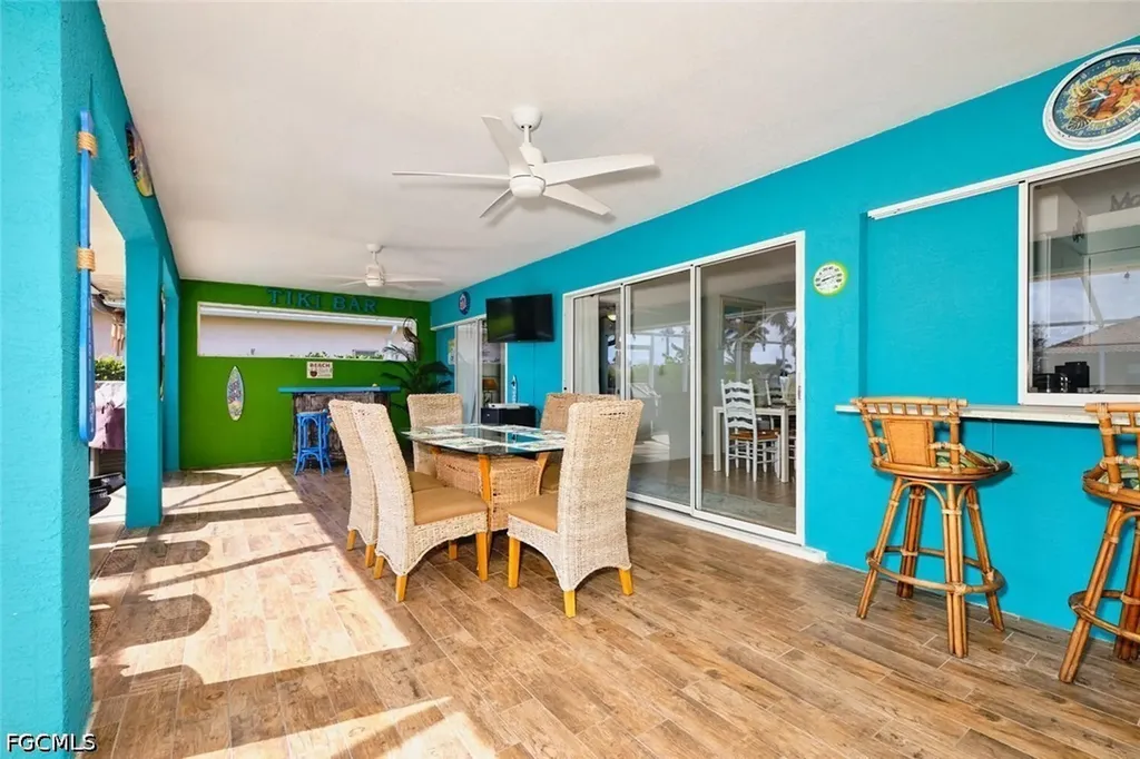 2201 SE 5th Avenue Cape Coral FL 33990