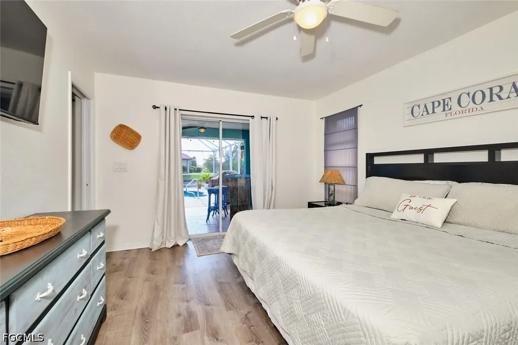 2201 SE 5th Avenue Cape Coral FL 33990