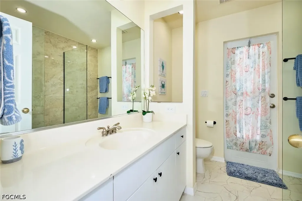 2201 SE 5th Avenue Cape Coral FL 33990