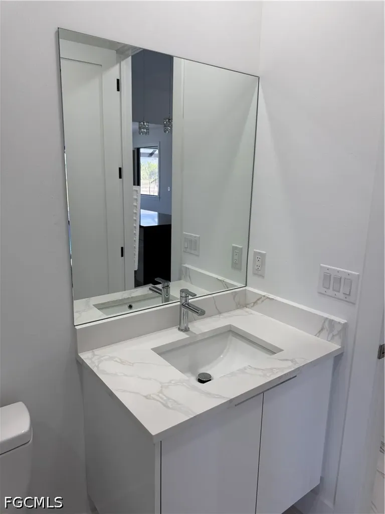 1117 NE 15th Street Cape Coral FL 33909