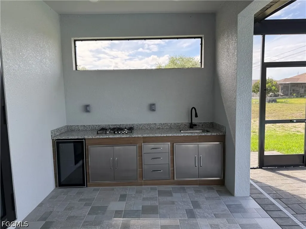 1117 NE 15th Street Cape Coral FL 33909