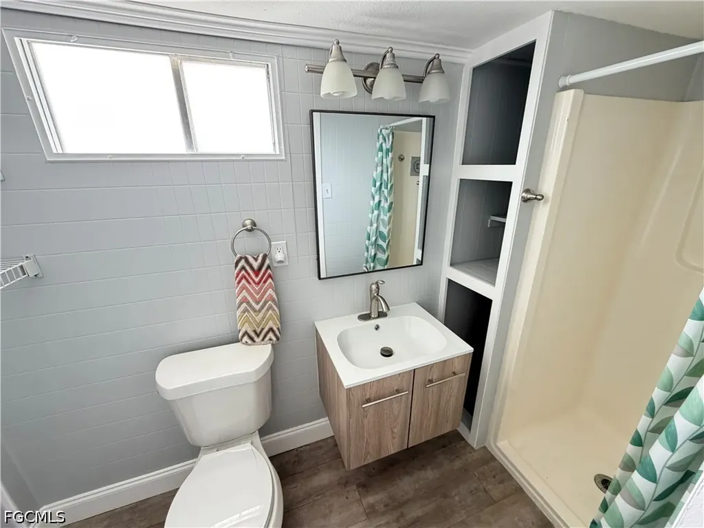 174 Overland Trail North Fort Myers FL 33917