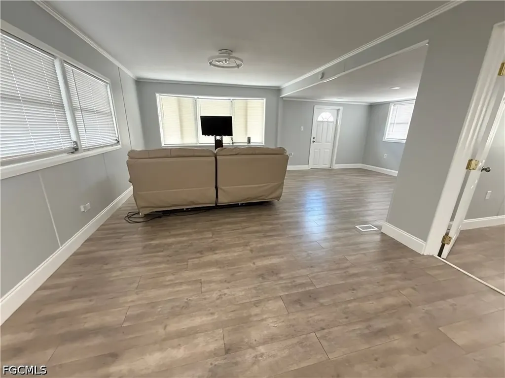 174 Overland Trail North Fort Myers FL 33917