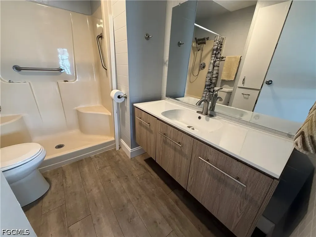 174 Overland Trail North Fort Myers FL 33917