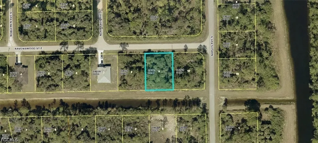 1244 Ravenswood Street E Lehigh Acres FL 33974
