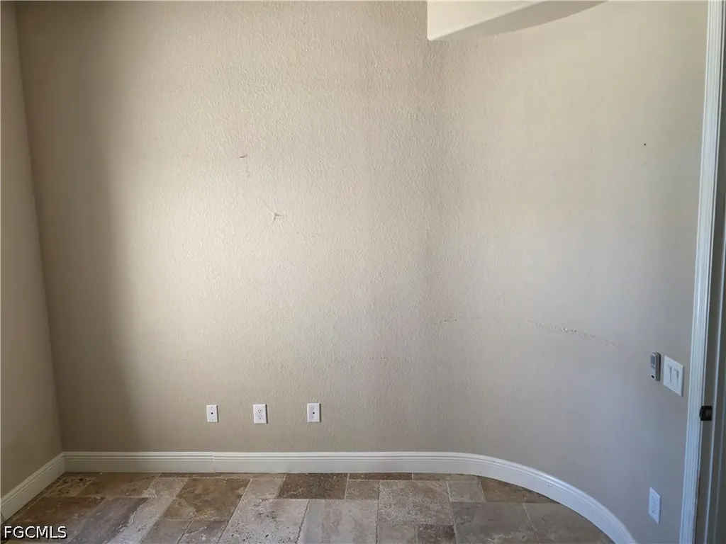 2406 Kismet Lakes Lane Cape Coral FL 33993