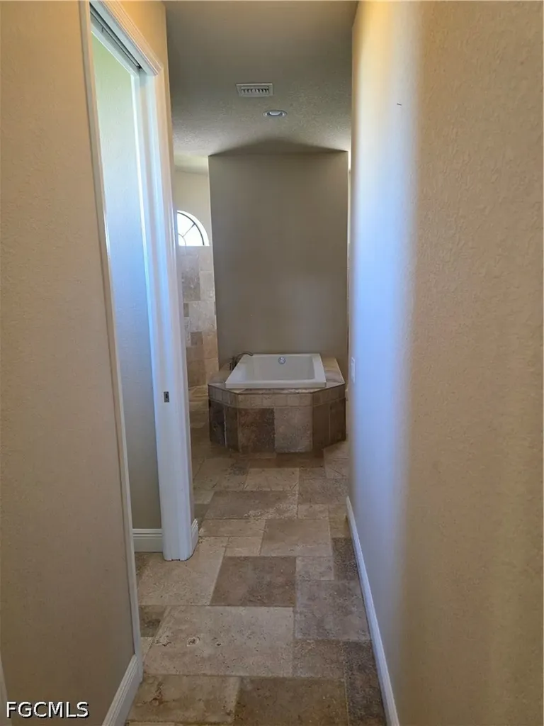 2406 Kismet Lakes Lane Cape Coral FL 33993