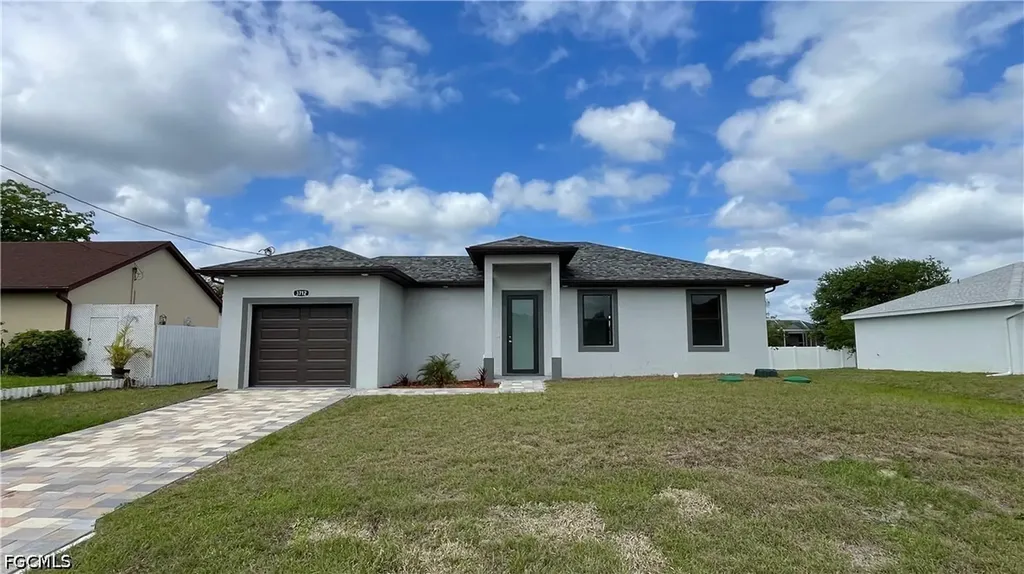 3712 13th Street W Lehigh Acres FL 33971