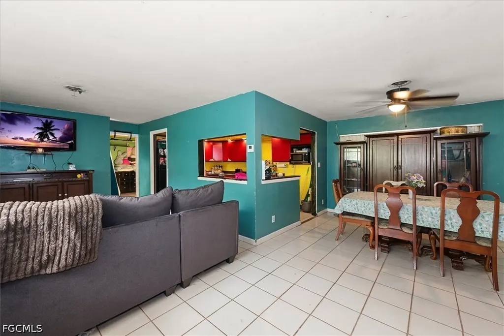 319 W Mariana Avenue North Fort Myers FL 33903