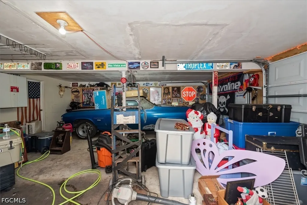 319 W Mariana Avenue North Fort Myers FL 33903