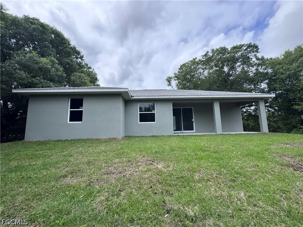915 Marconi Loop Labelle FL 33935