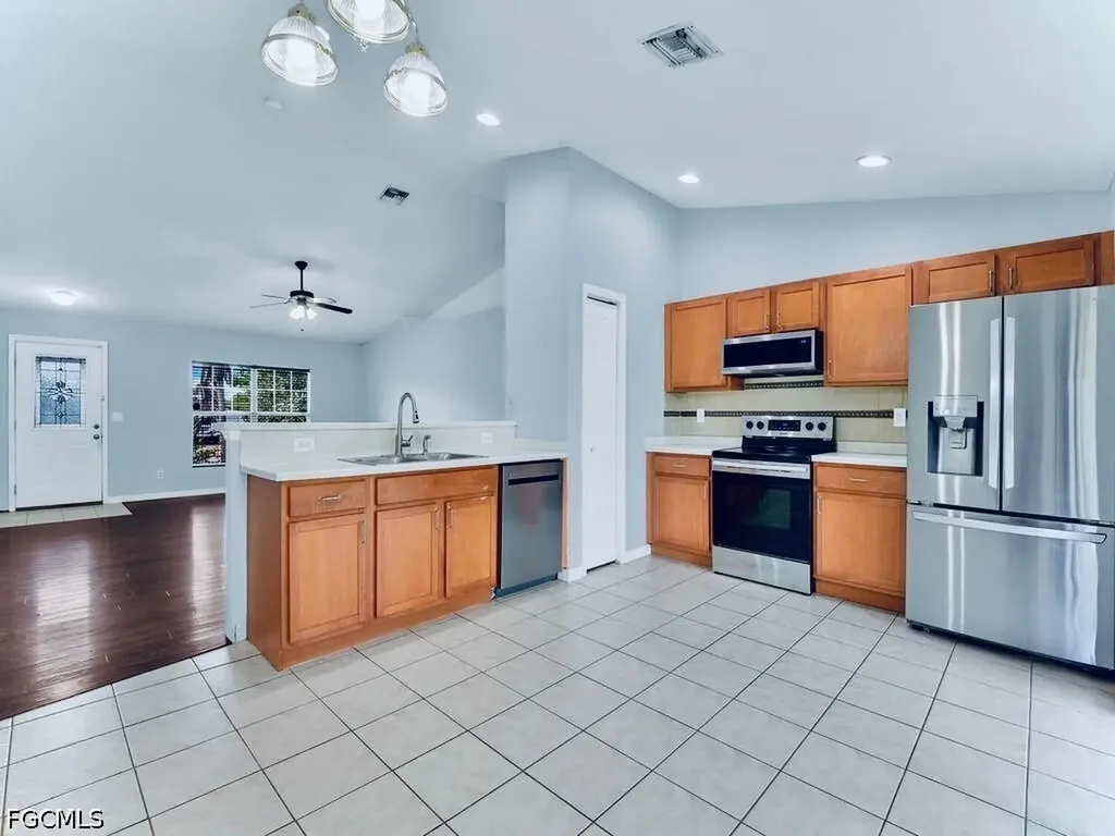 3204 45th Street W Lehigh Acres FL 33971