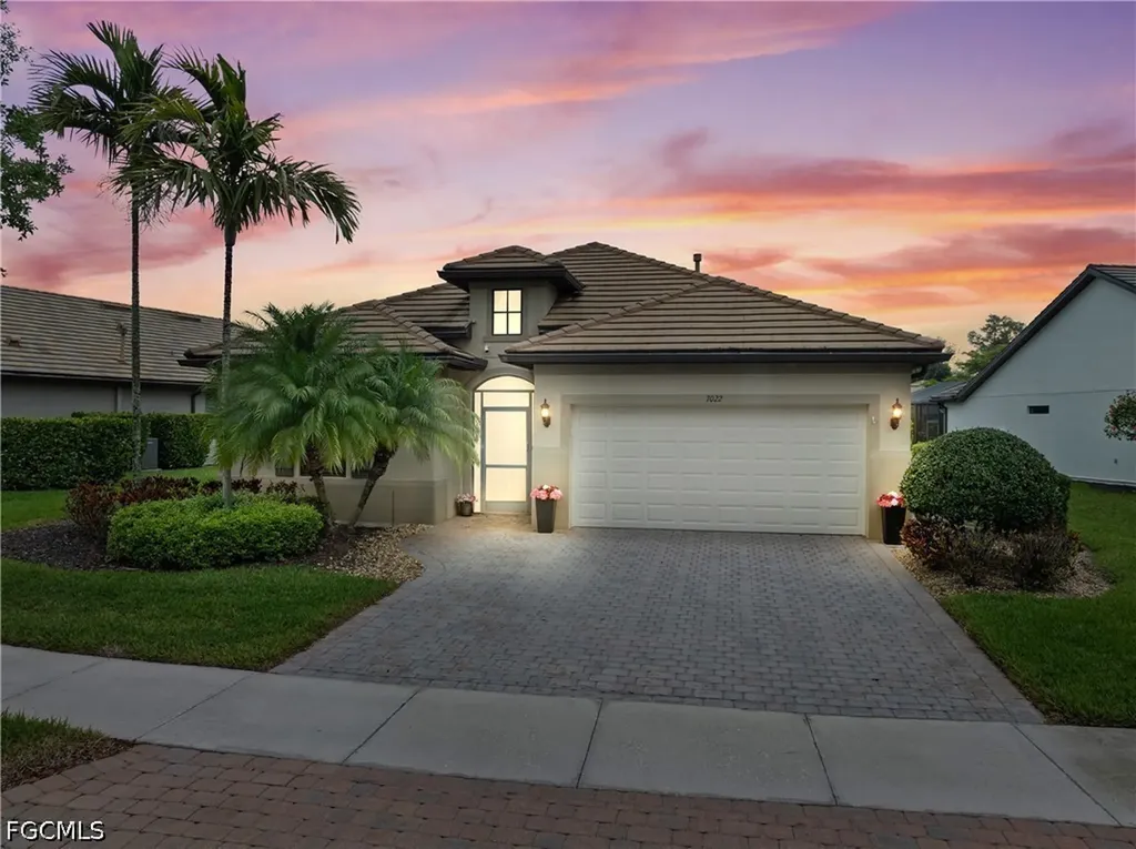 7022 Live Oak Drive Naples FL 34114