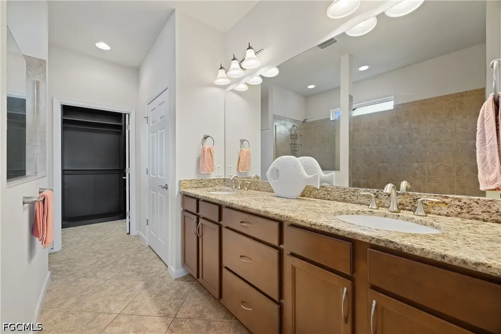7022 Live Oak Drive Naples FL 34114