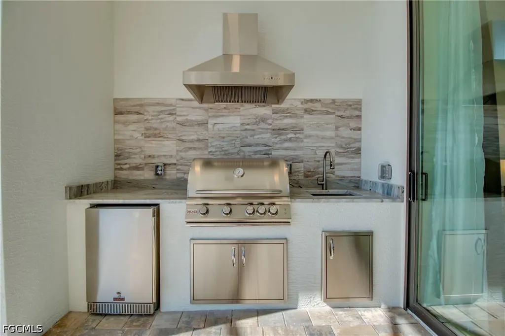 1720 SW 50th Terrace Cape Coral FL 33914