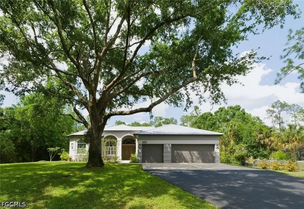 355 14th Avenue NE Naples FL 34120