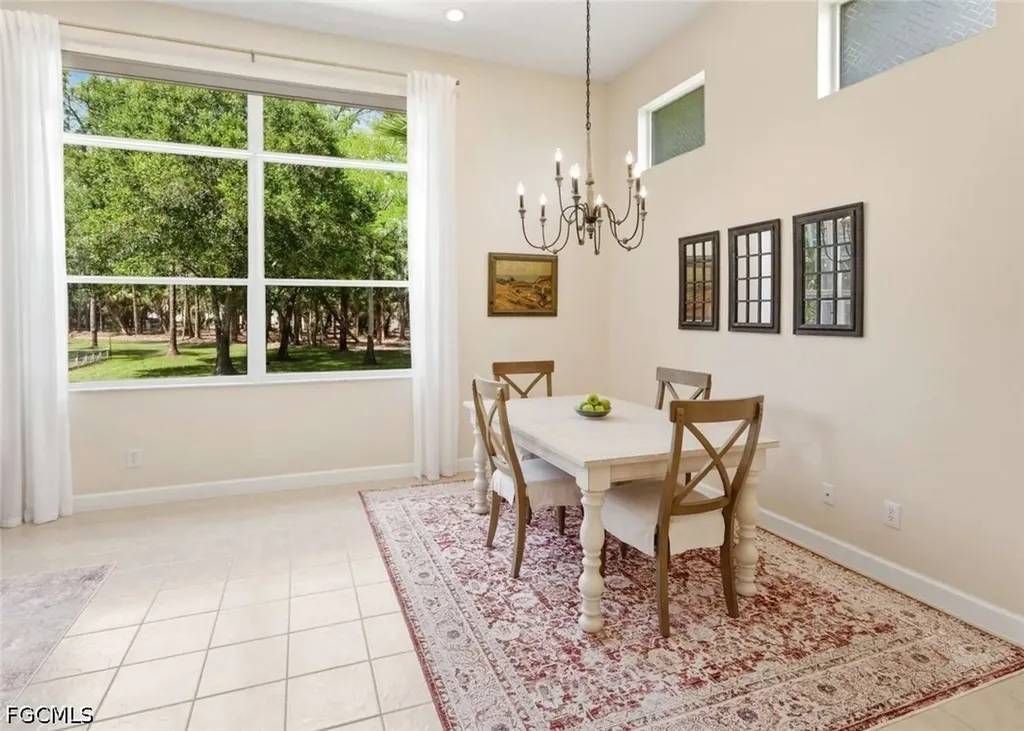 355 14th Avenue NE Naples FL 34120