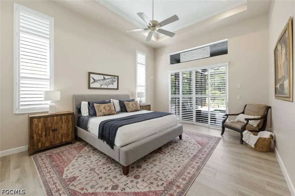 355 14th Avenue NE Naples FL 34120