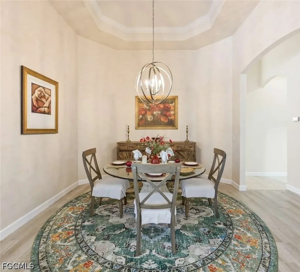 355 14th Avenue NE Naples FL 34120