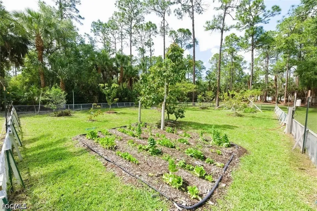 355 14th Avenue NE Naples FL 34120