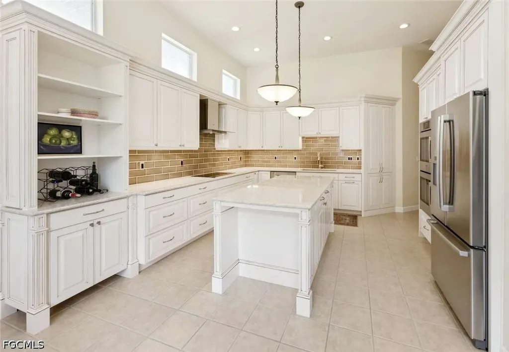 355 14th Avenue NE Naples FL 34120
