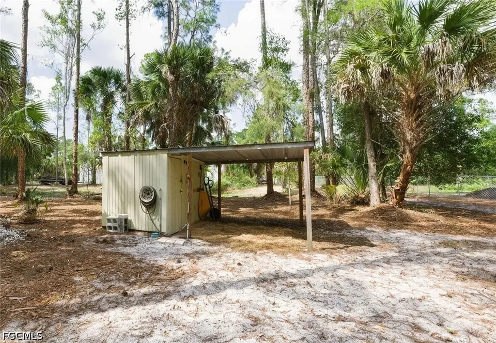 355 14th Avenue NE Naples FL 34120