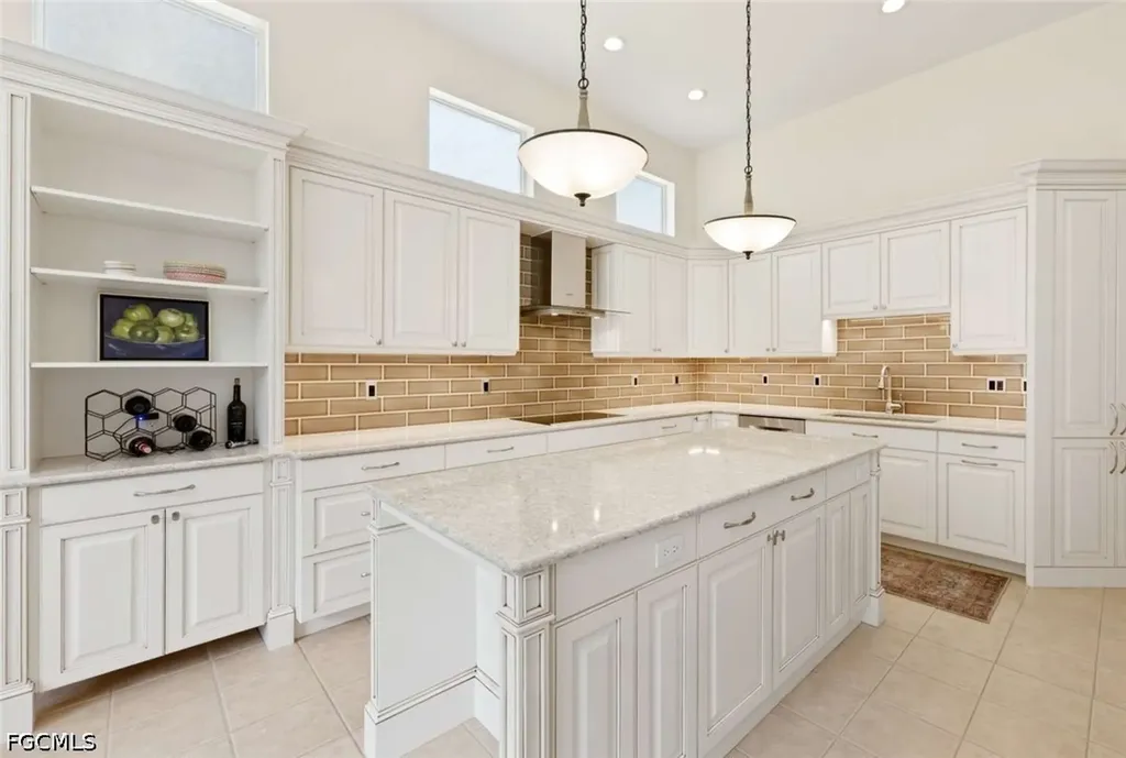 355 14th Avenue NE Naples FL 34120