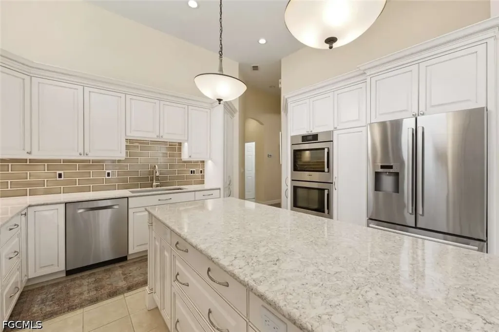 355 14th Avenue NE Naples FL 34120