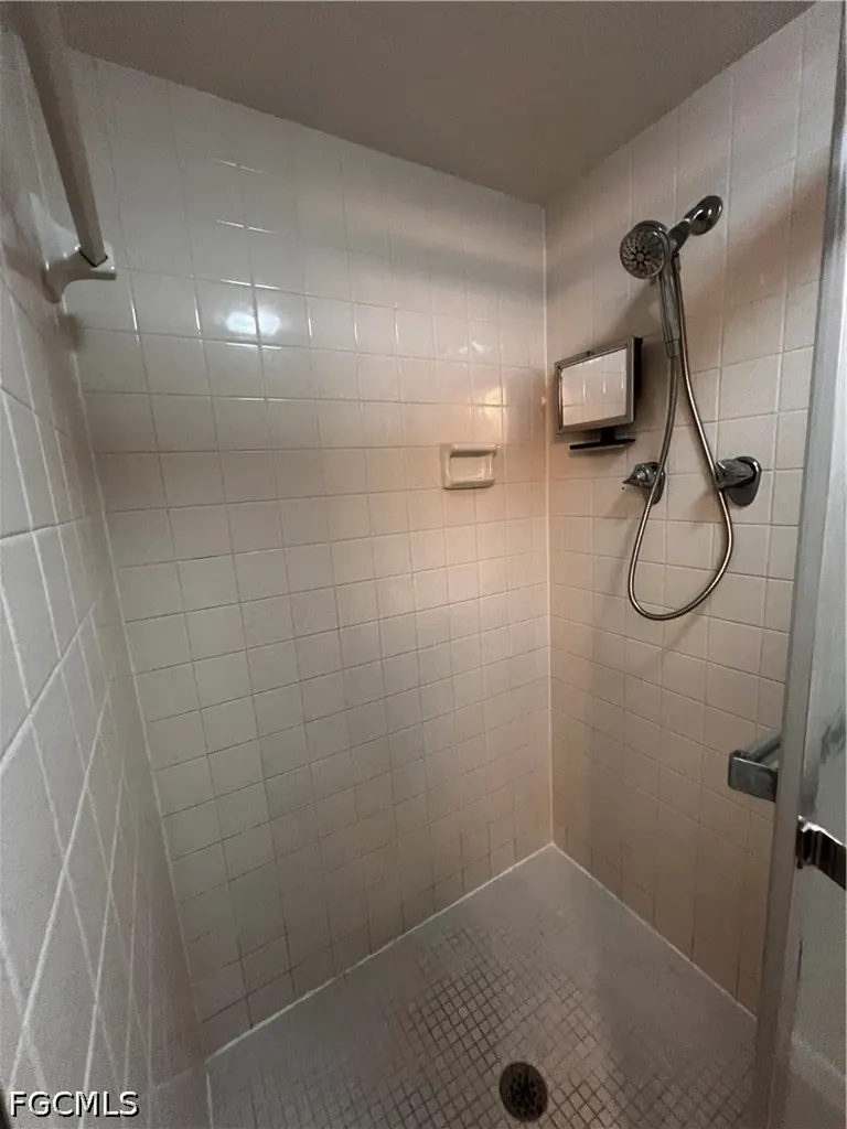 3490 N Key Drive North Fort Myers FL 33903