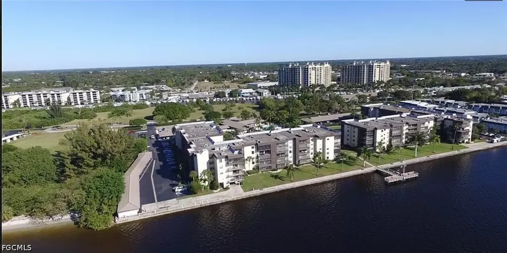 3490 N Key Drive North Fort Myers FL 33903