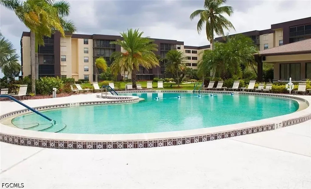 3490 N Key Drive North Fort Myers FL 33903