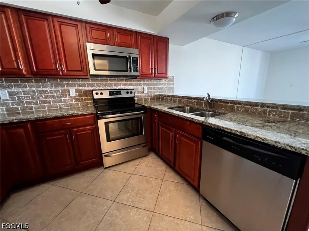 3490 N Key Drive North Fort Myers FL 33903