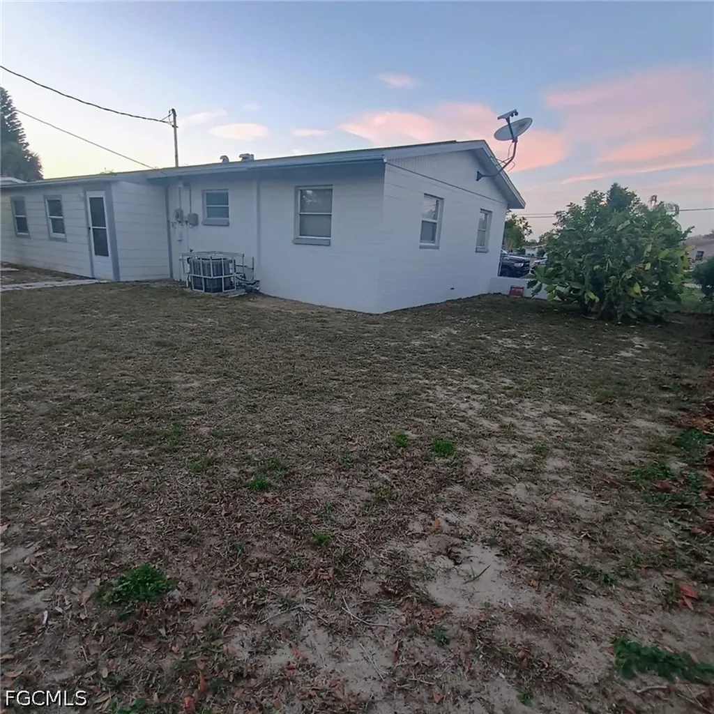 810 Palm Boulevard Lehigh Acres FL 33936
