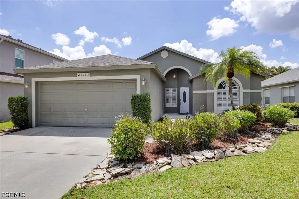 Estero FL, 21711 Brixham Run Loop
