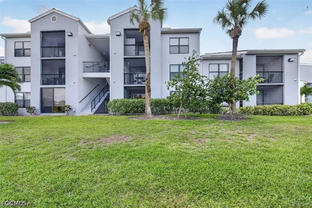 13575 Eagle Ridge Drive Fort Myers FL 33912