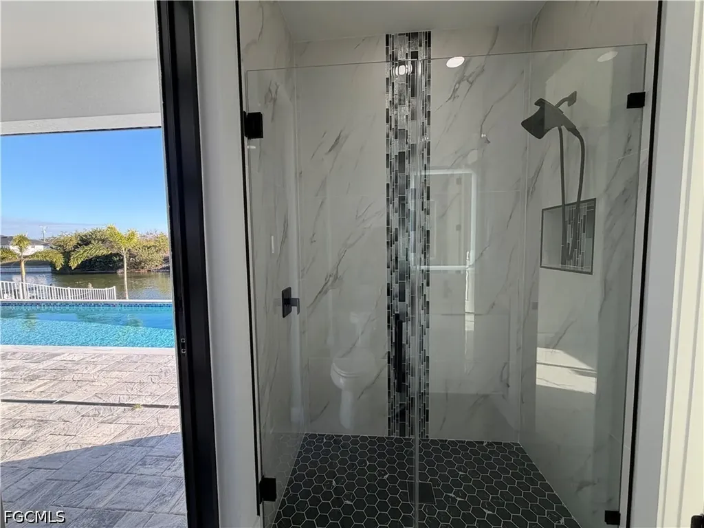 112 NE 6th Street Cape Coral FL 33909