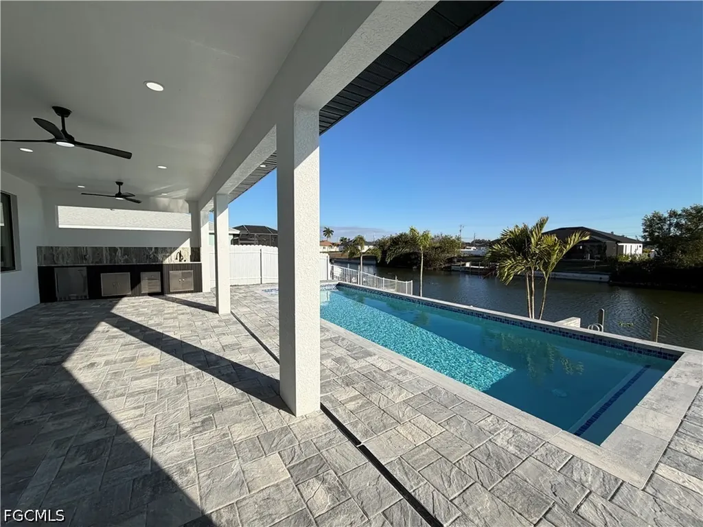 112 NE 6th Street Cape Coral FL 33909