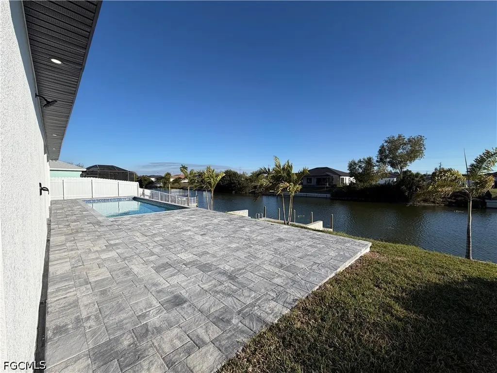 112 NE 6th Street Cape Coral FL 33909