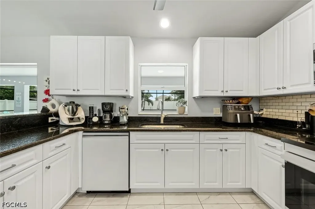 2118 SW 12th Terrace Cape Coral FL 33991