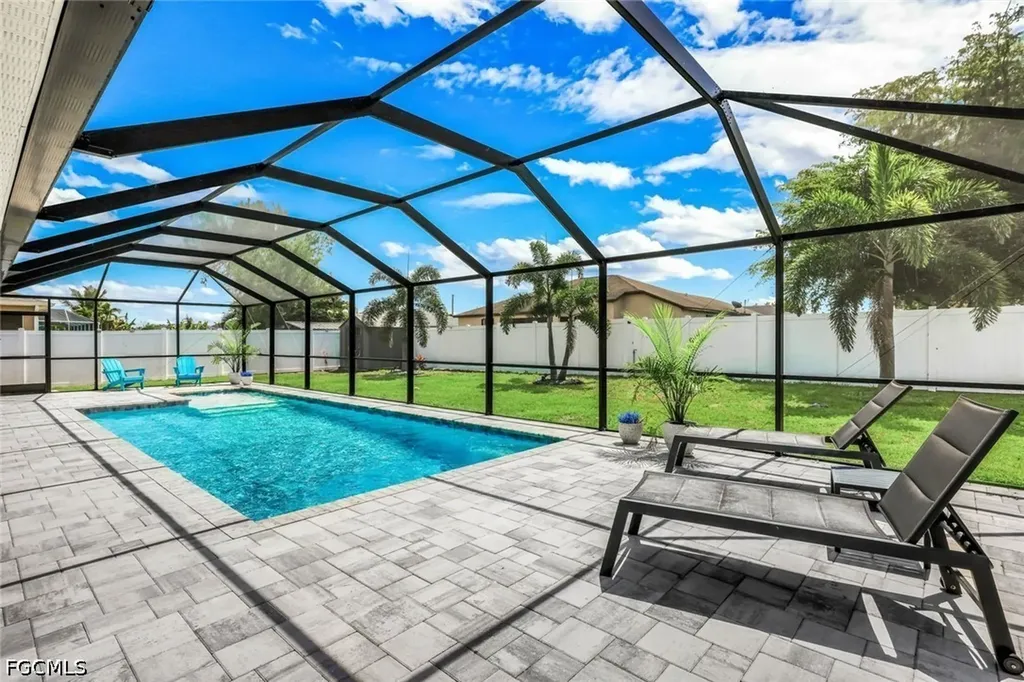 2118 SW 12th Terrace Cape Coral FL 33991