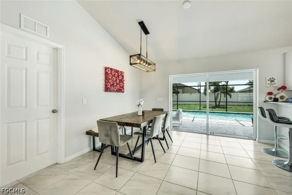 2118 SW 12th Terrace Cape Coral FL 33991
