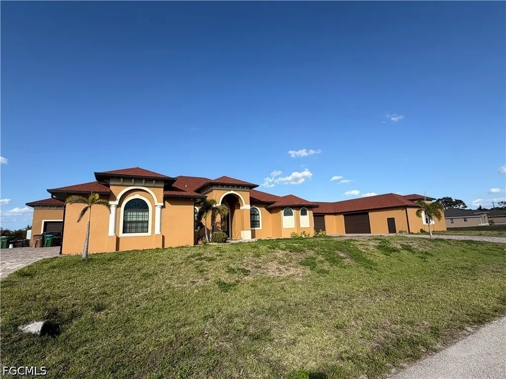 2633 NW 24th Street Cape Coral FL 33993