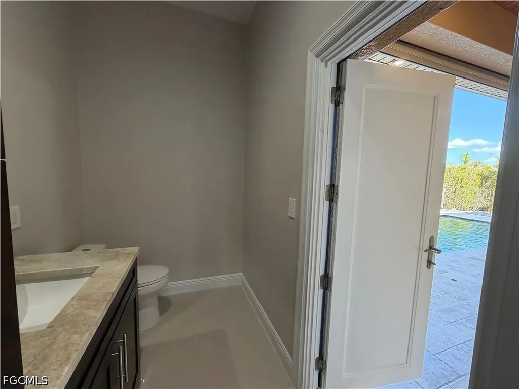 2633 NW 24th Street Cape Coral FL 33993