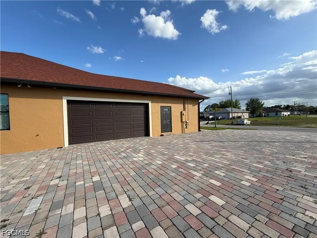 2633 NW 24th Street Cape Coral FL 33993