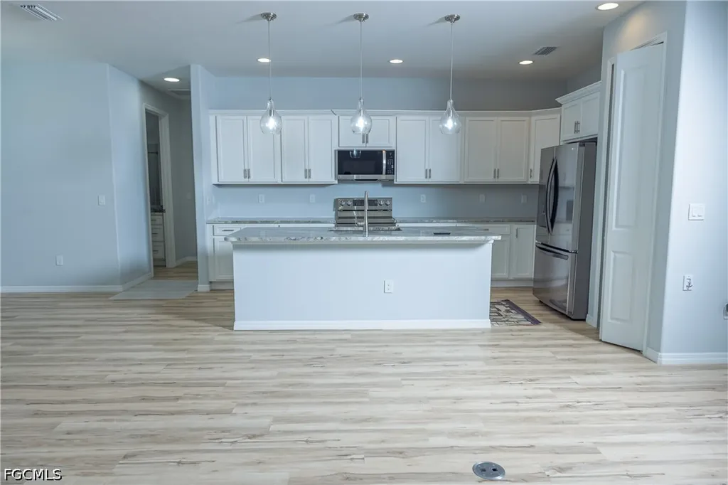 2924 NW 22nd Avenue Cape Coral FL 33993
