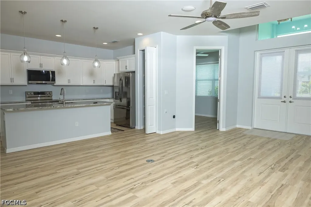 2924 NW 22nd Avenue Cape Coral FL 33993
